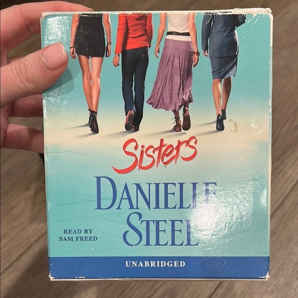 Lot of 7 Danielle Steele Audiobook CDs The Long Road Home, Toxic Bachelors - Picture 10 of 16